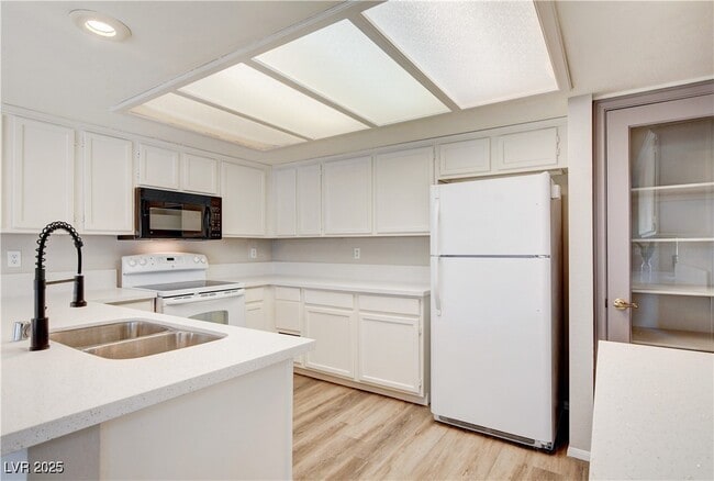 5481 Painted Mirage Rd