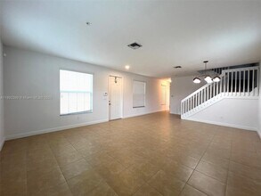 1423 SW 147th Ave in Pembroke Pines, FL - Building Photo - Building Photo