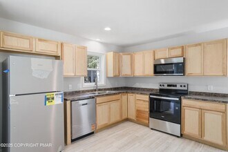 8206 Natures Dr in Tobyhanna, PA - Building Photo - Building Photo