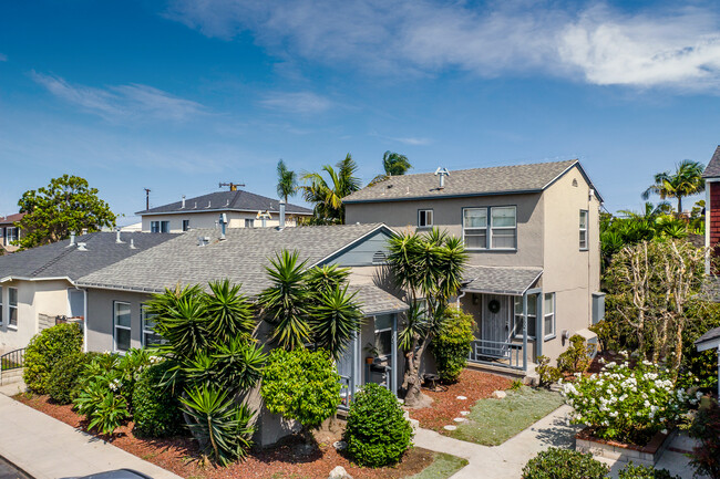 5805 E 2nd St in Long Beach, CA - Building Photo - Building Photo