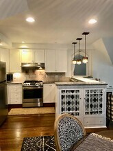 62 Cypress St in Brookline, MA - Building Photo - Building Photo