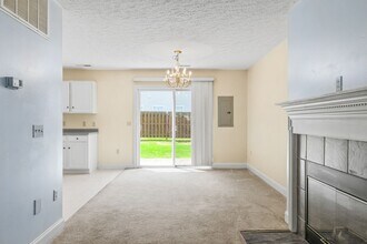 330 Silver Leaf Dr NW in Christiansburg, VA - Building Photo - Building Photo