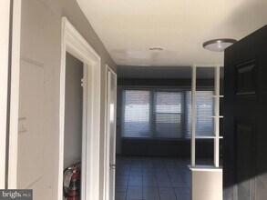 2050 Nike Dr in Waldorf, MD - Building Photo - Building Photo