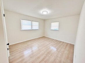 815 Dana Pl in Greensboro, NC - Building Photo - Building Photo