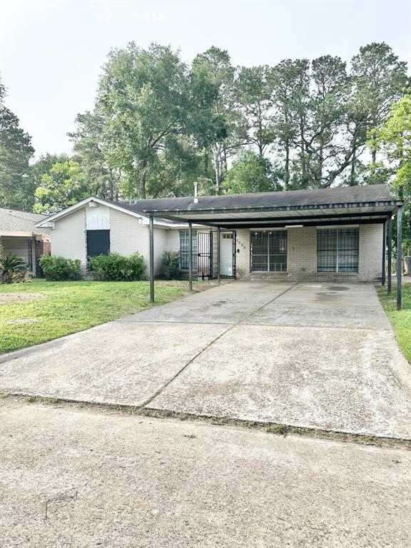 1503 W Donovan St photo'