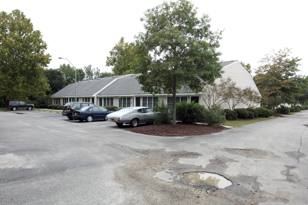 Hawthorne Lofts South in Wilmington, NC - Foto de edificio