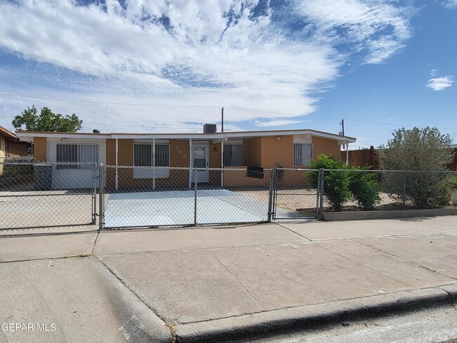 property at 302 Limonite Cir