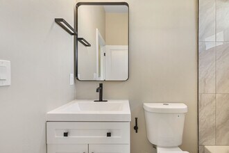 1311 W Speedway Blvd in Tucson, AZ - Building Photo - Building Photo