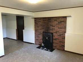 1412 Osborne Rd NE in Fridley, MN - Building Photo - Building Photo