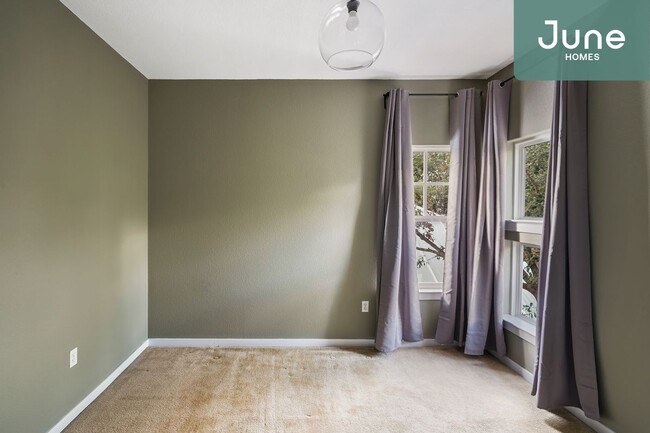 1917 McCloskey St-Unit -D in Austin, TX - Building Photo - Building Photo