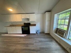 4321 Bonita Rd in Gautier, MS - Building Photo - Building Photo