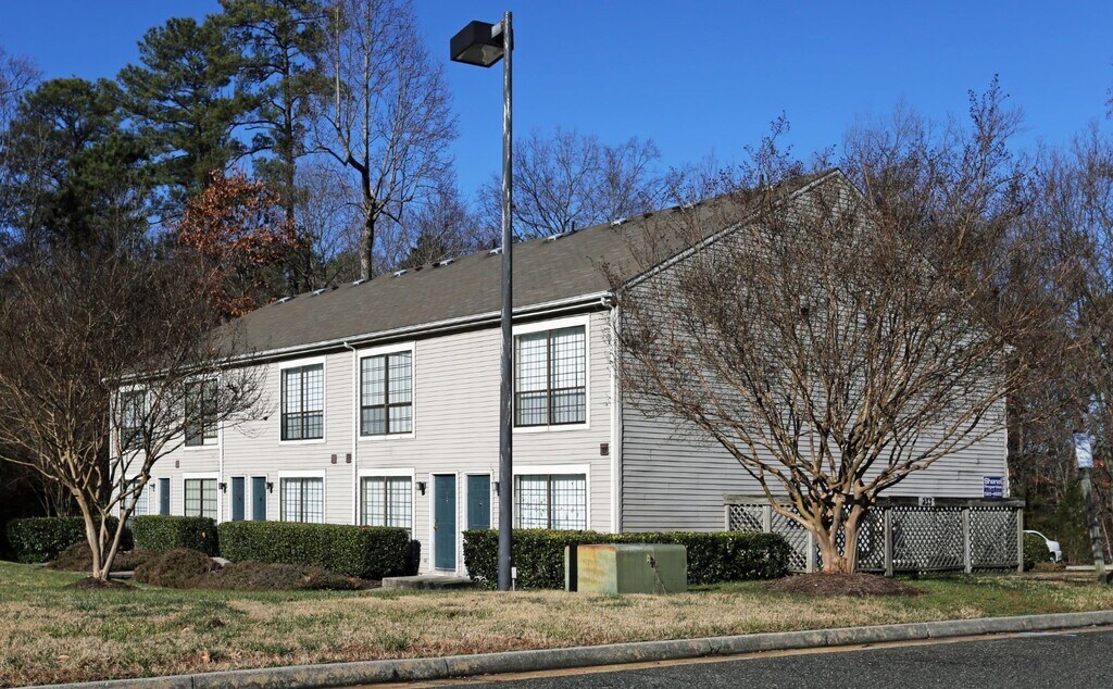 Lakeview Terrace Townhomes in Colonial Heights, VA