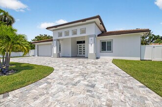 711 NE 6th St in Boca Raton, FL - Building Photo - Building Photo