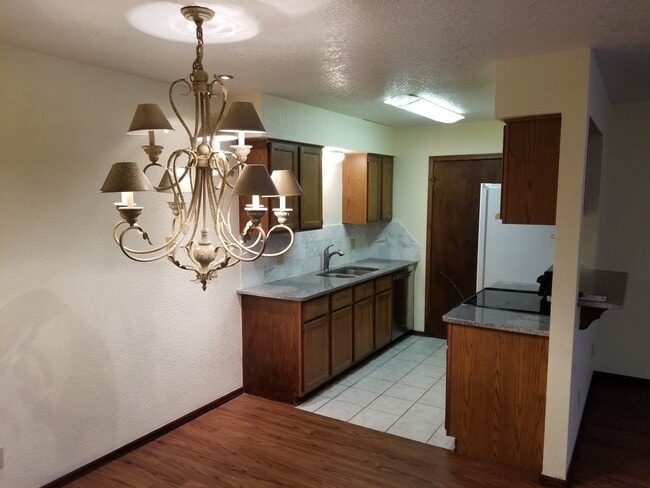 3200 W Britton Rd, Unit 251 in The Village, OK - Building Photo - Building Photo