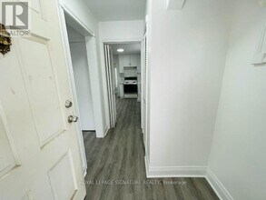 71 Shangarry Dr in Toronto, ON - Building Photo - Building Photo