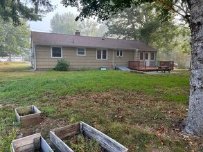19 Larrow Dr in Windham, CT - Building Photo - Building Photo
