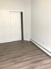 122 Berkshire St, Unit #3 2B in Cambridge, MA - Building Photo - Building Photo