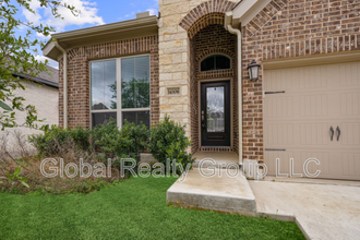 14306 Hallows Grv in San Antonio, TX - Building Photo - Building Photo