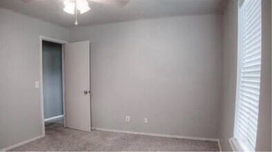 14327 N Pennsylvania Ave in Oklahoma City, OK - Building Photo - Building Photo