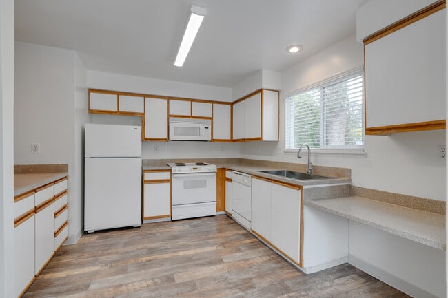 Stratford Apartments