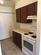 1039 E 8600 S, Unit 1039 in Sandy, UT - Foto de edificio - Building Photo