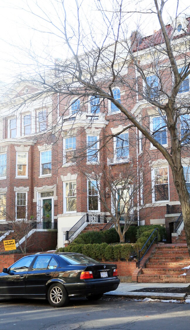 1856 Kalorama Rd NW in Washington, DC - Foto de edificio - Building Photo