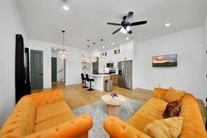 4010 Dreyfus St in Houston, TX - Building Photo