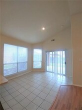 2117 Carlotta Dr in Fort Worth, TX - Foto de edificio - Building Photo