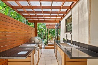 3400 Poinciana Ave in Miami, FL - Building Photo - Building Photo