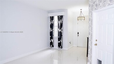 1491 SE 25th Ter in Homestead, FL - Building Photo - Building Photo