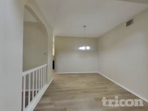 8028 Copper Trail Dr, Unit 620 in San Antonio, TX - Foto de edificio - Building Photo