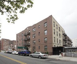230 Quentin Rd in Brooklyn, NY - Building Photo