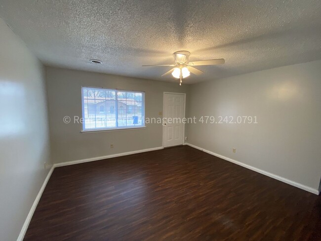 8409 S 35th Terrace in Fort Smith, AR - Building Photo - Building Photo
