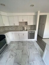 1179 S Main St in Fall River, MA - Building Photo - Building Photo