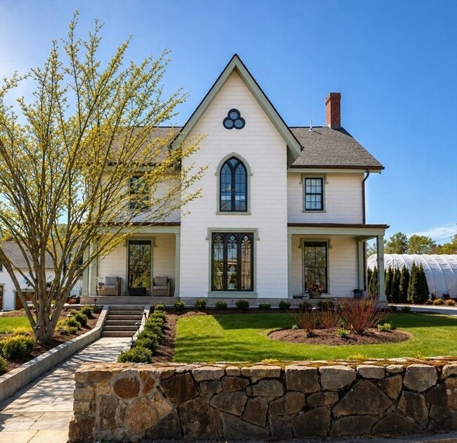 property at 9 Ashland Ave