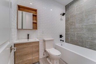 133 Griffith St in Jersey City, NJ - Building Photo - Building Photo