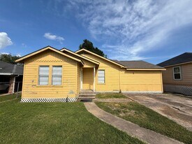 3406 Milbrad St in Houston, TX - Building Photo