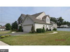 3 Lardner Rd in Burlington, NJ - Building Photo - Building Photo