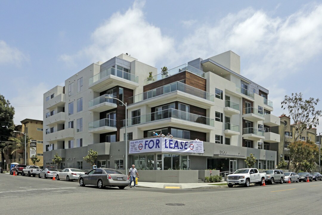 Notting Hill Apartments in Los Angeles, CA - Building Photo