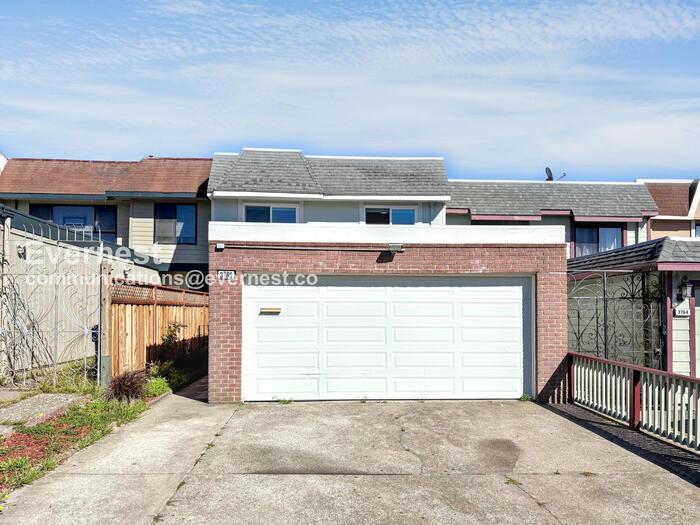 3766 Callan Blvd in South San Francisco, CA - Building Photo