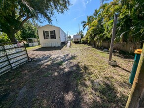 5456 Wilson Dr in Punta Gorda, FL - Building Photo - Building Photo