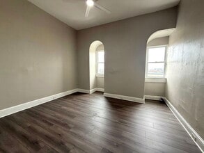 241 N Queen St in Lancaster, PA - Building Photo - Building Photo