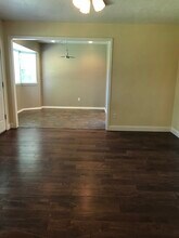 2349 Houston Avenue in Norman, OK - Foto de edificio - Building Photo