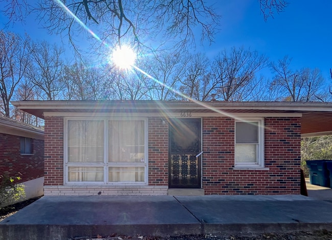 6636 Kenwood Dr in St. Louis, MO - Building Photo - Building Photo