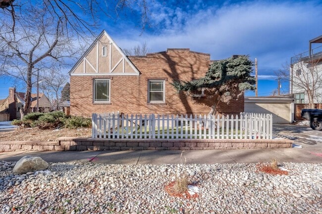 property at 945 E Virginia Ave