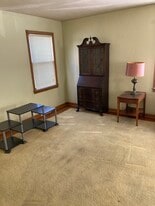 210 S 16th St, Unit Duplex in St. Joseph, MO - Building Photo