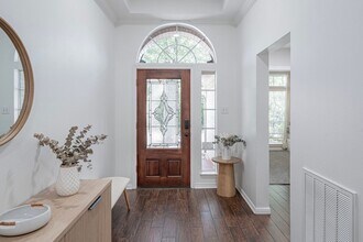 11 E Sienna Pl in Spring, TX - Building Photo - Building Photo
