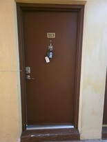 13700 SW 62nd St in Miami, FL - Building Photo