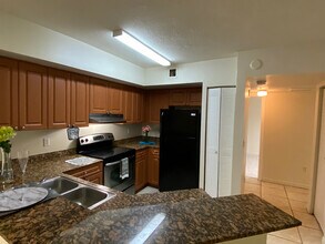 17602 NW 25th Ave in Miami Gardens, FL - Building Photo - Building Photo