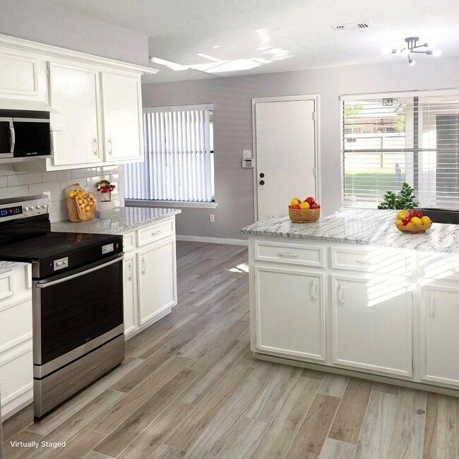 property at 2338 Brookdale Dr